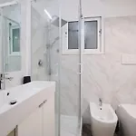 Apartamento Casa Chicca Monti - Idromassaggio 900 M Colosseo