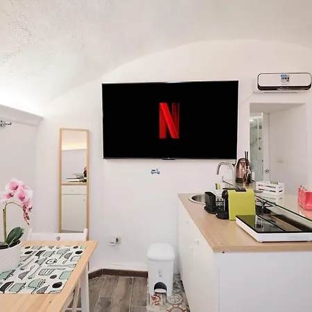 Casa Chicca Monti - Idromassaggio 900 M Colosseo Lägenhet Rom