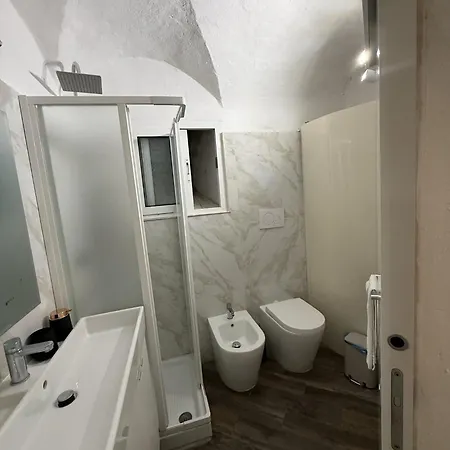 Casa Chicca Monti- Idromassaggio 900 M Colosseo روما